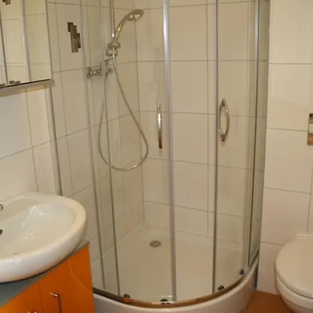 Haus Tema *